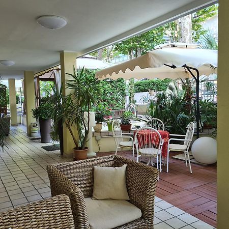 Hotel Beppe ริมินี ภายนอก รูปภาพ