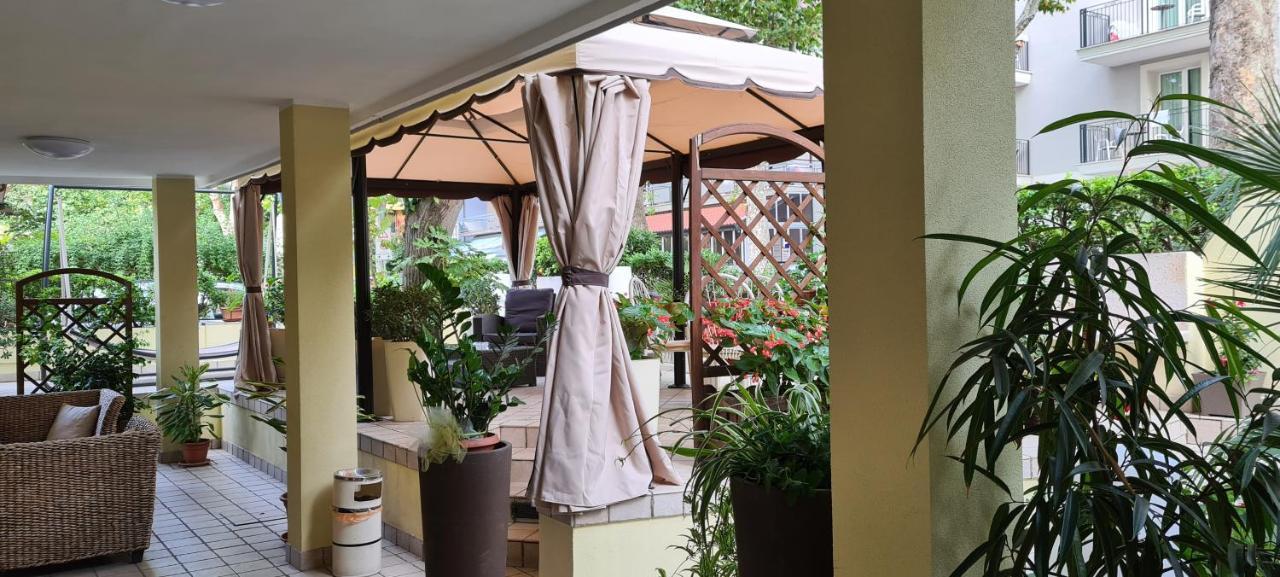 Hotel Beppe ริมินี ภายนอก รูปภาพ