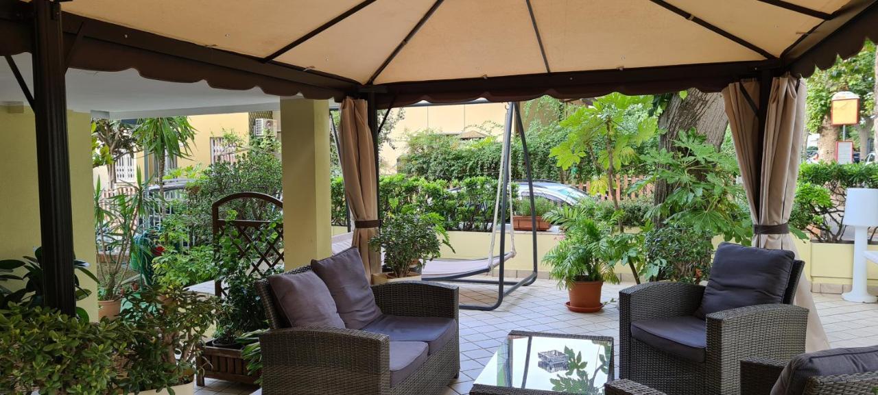 Hotel Beppe ริมินี ภายนอก รูปภาพ