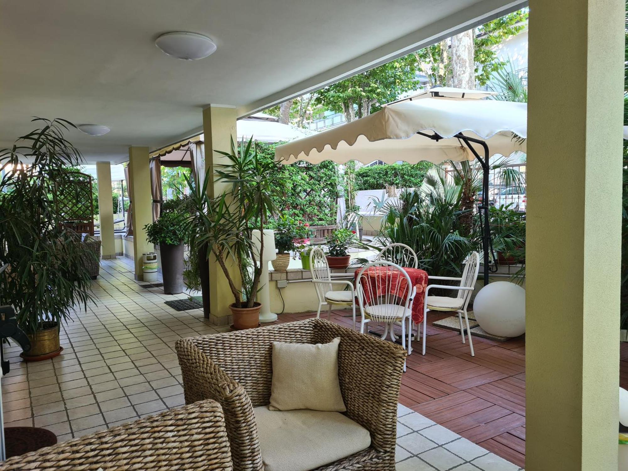 Hotel Beppe ริมินี ภายนอก รูปภาพ