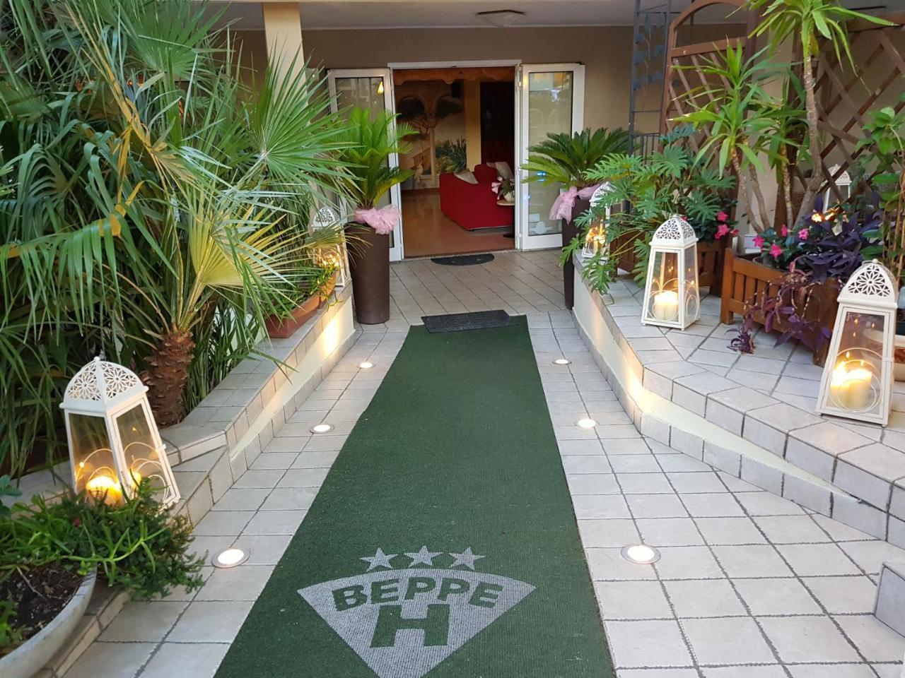 Hotel Beppe ริมินี ภายนอก รูปภาพ